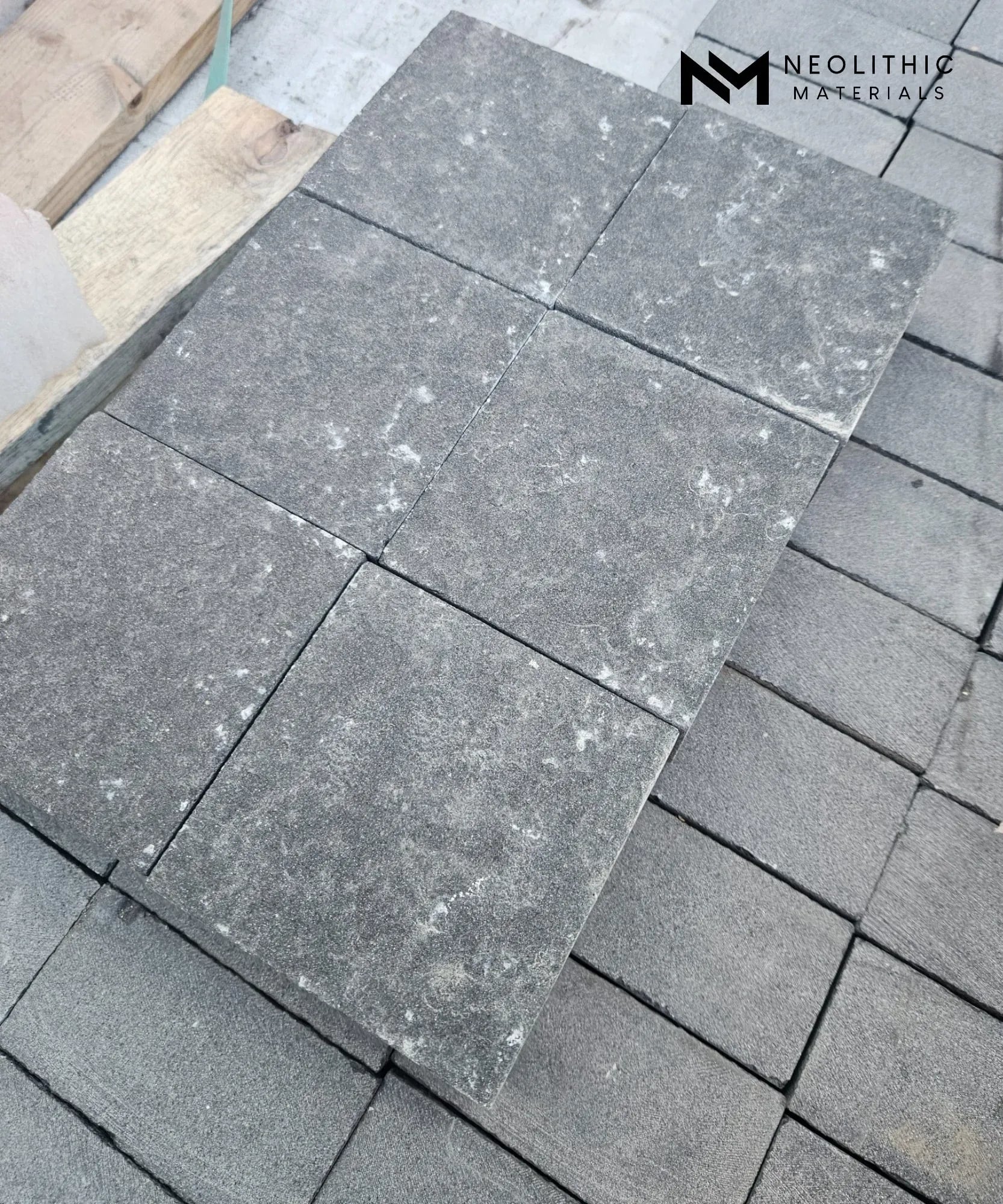 Basalt Cobbles (V) Flamed and Brushed - Image 1