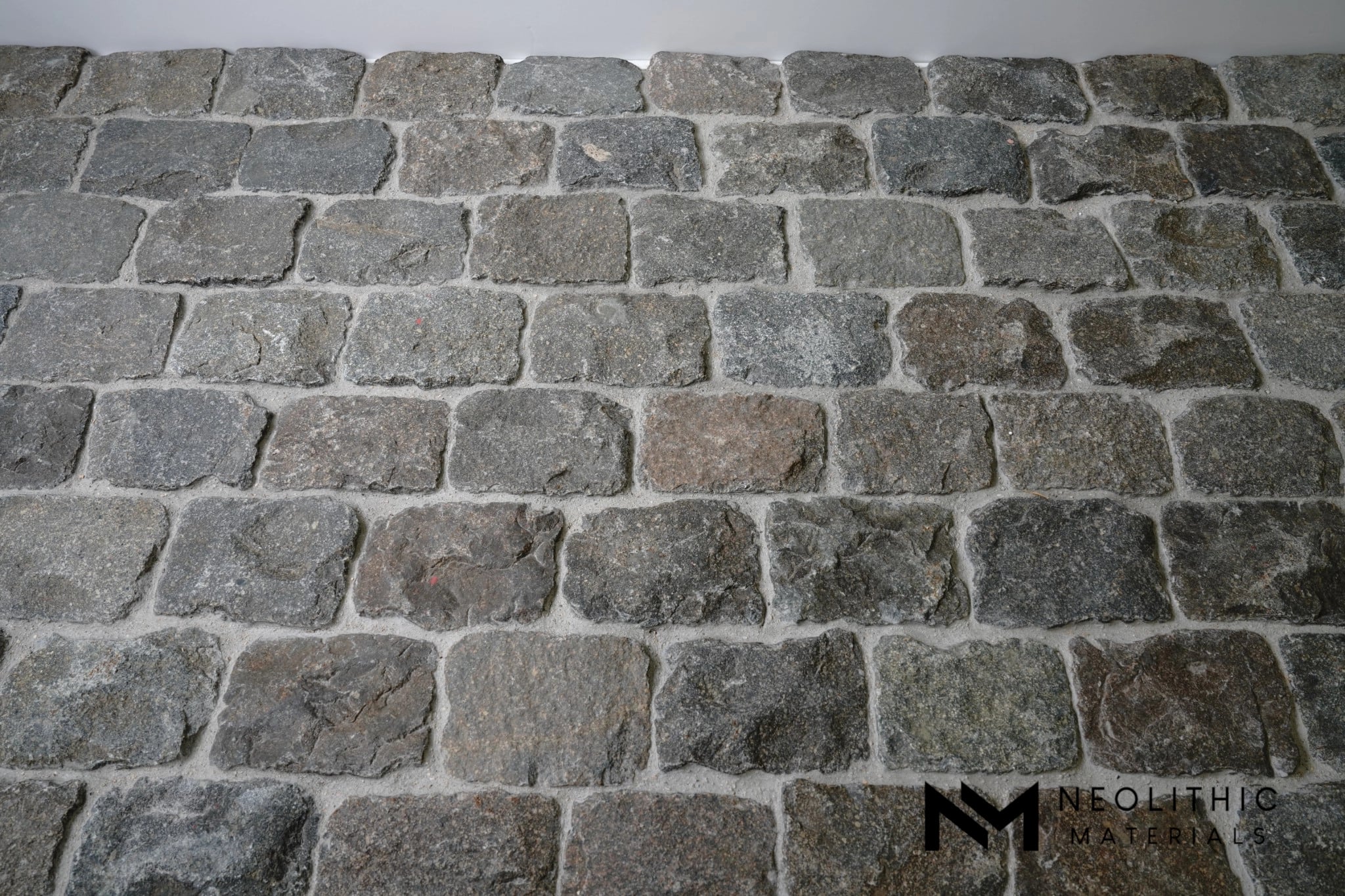 Belgian Reclaimed Porphyry Cobblestone  - Image 2