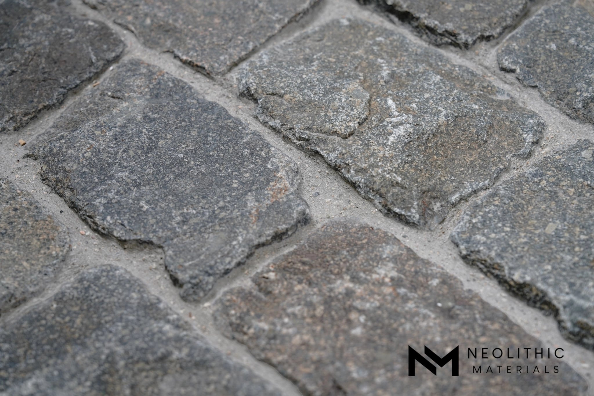 Belgian Reclaimed Porphyry Cobblestone  - Image 11