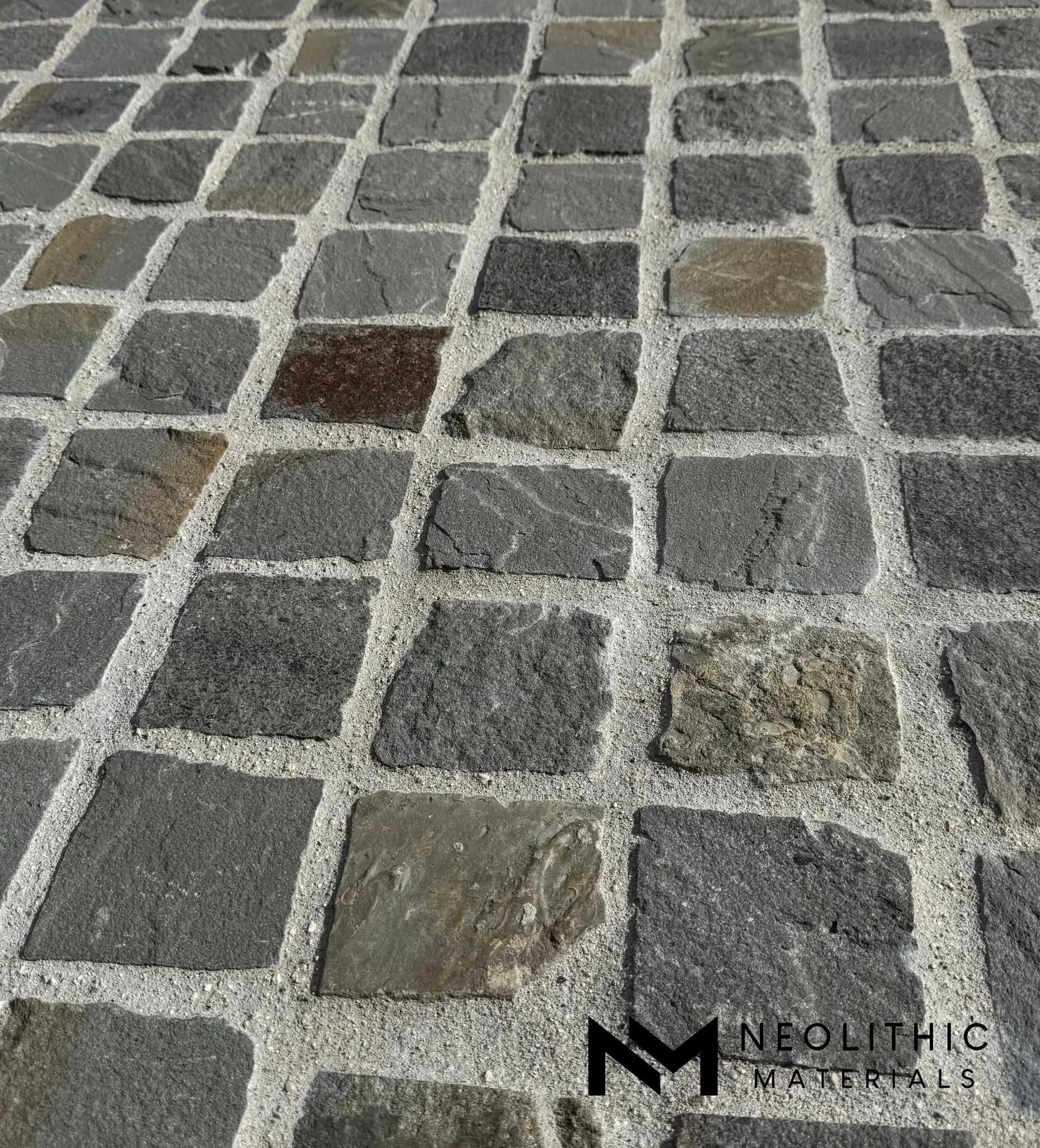 Bluestone Cobbles Splitface - Image 1