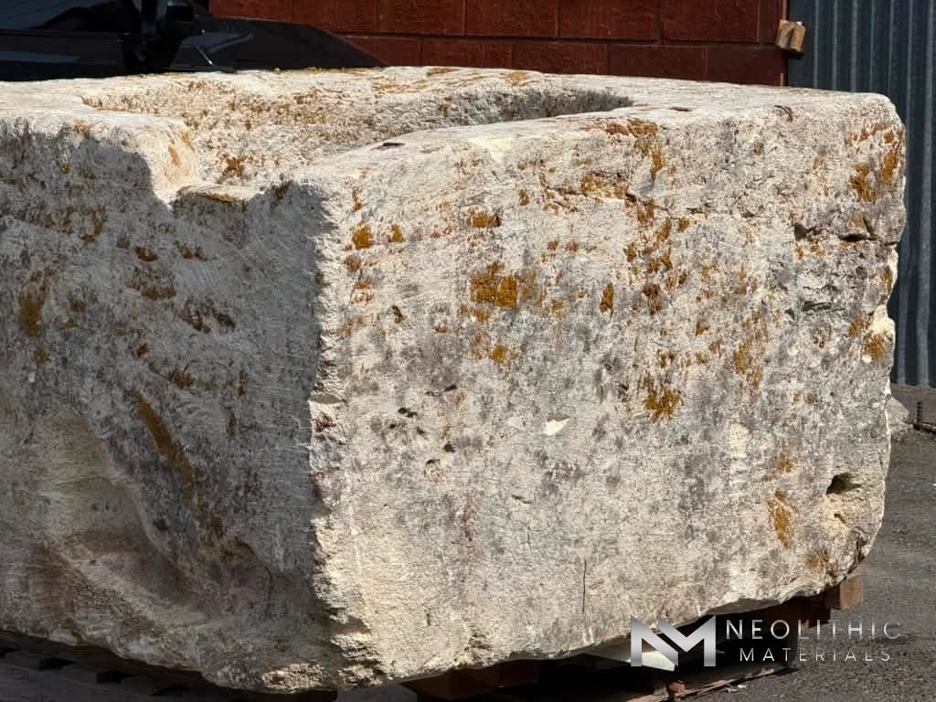 French Antique Limestone Wellhead - Image 7
