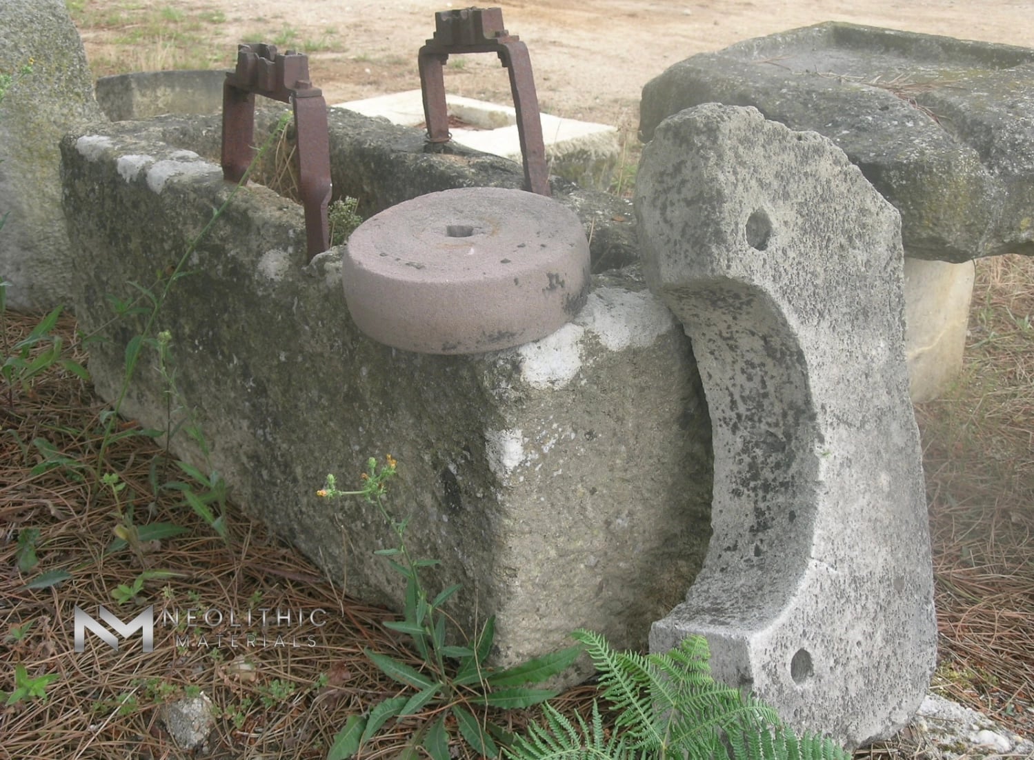 French Antique 19th Century Limestone Mill - Image 2