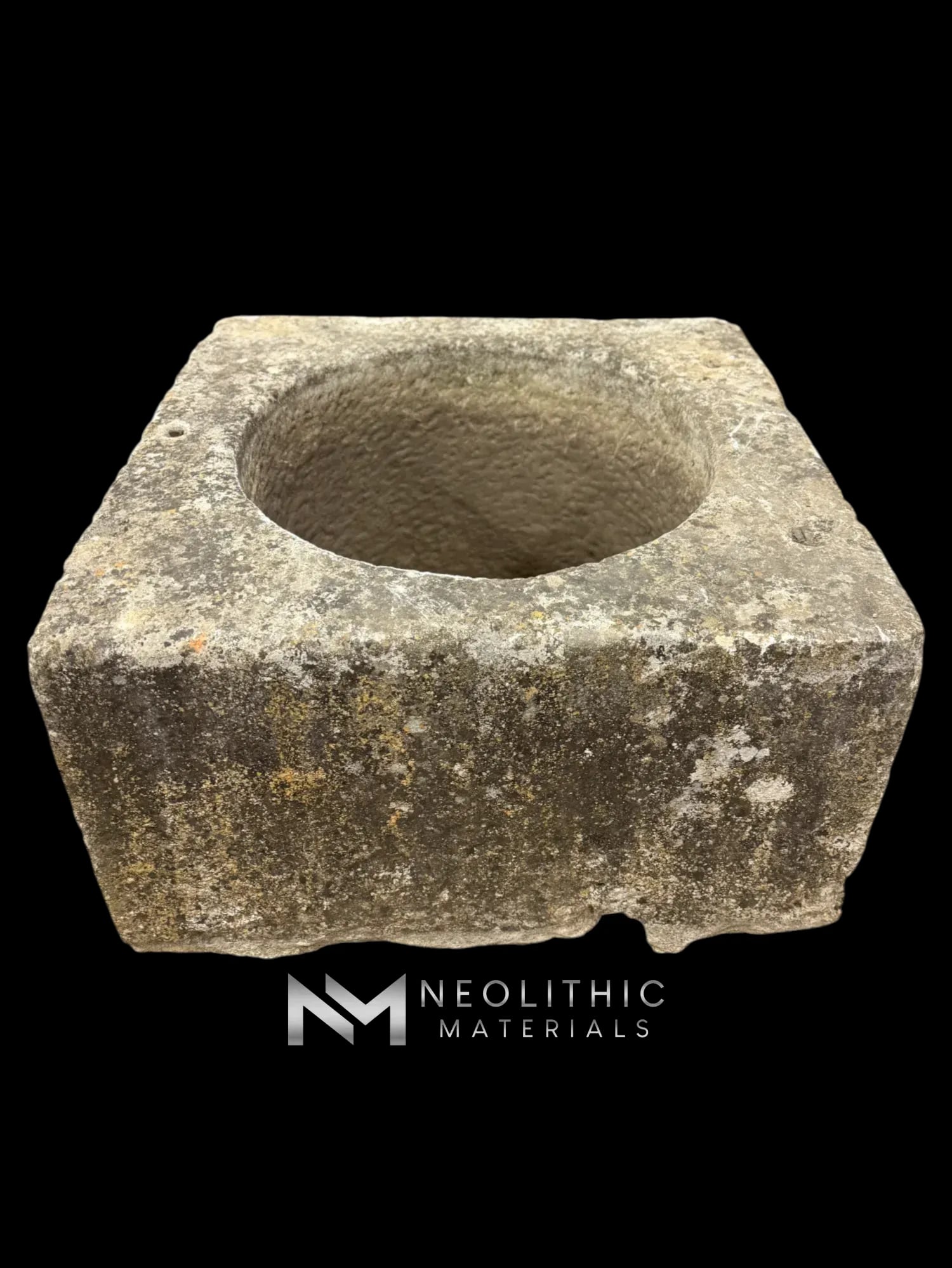 French Antique 19th Century Limestone Wellhead - Image 1