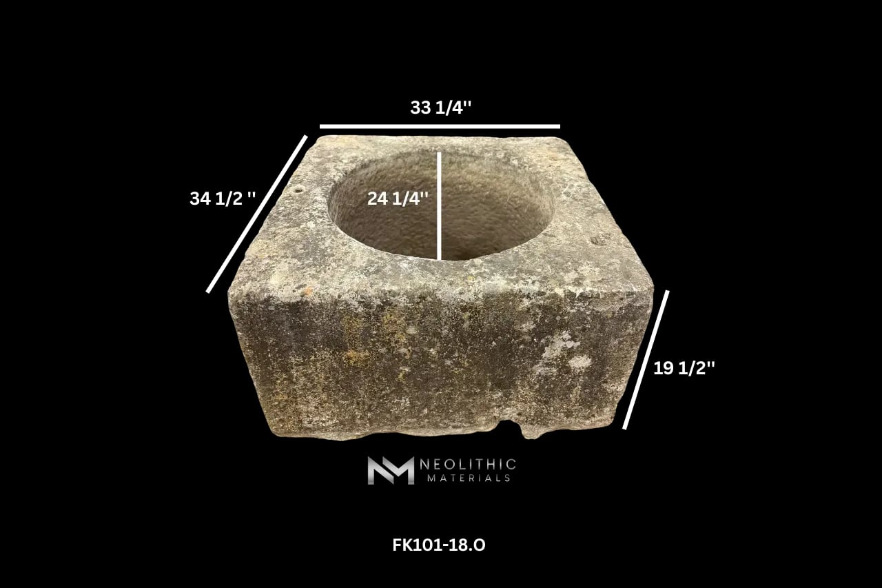 French Antique 19th Century Limestone Wellhead - Image 4