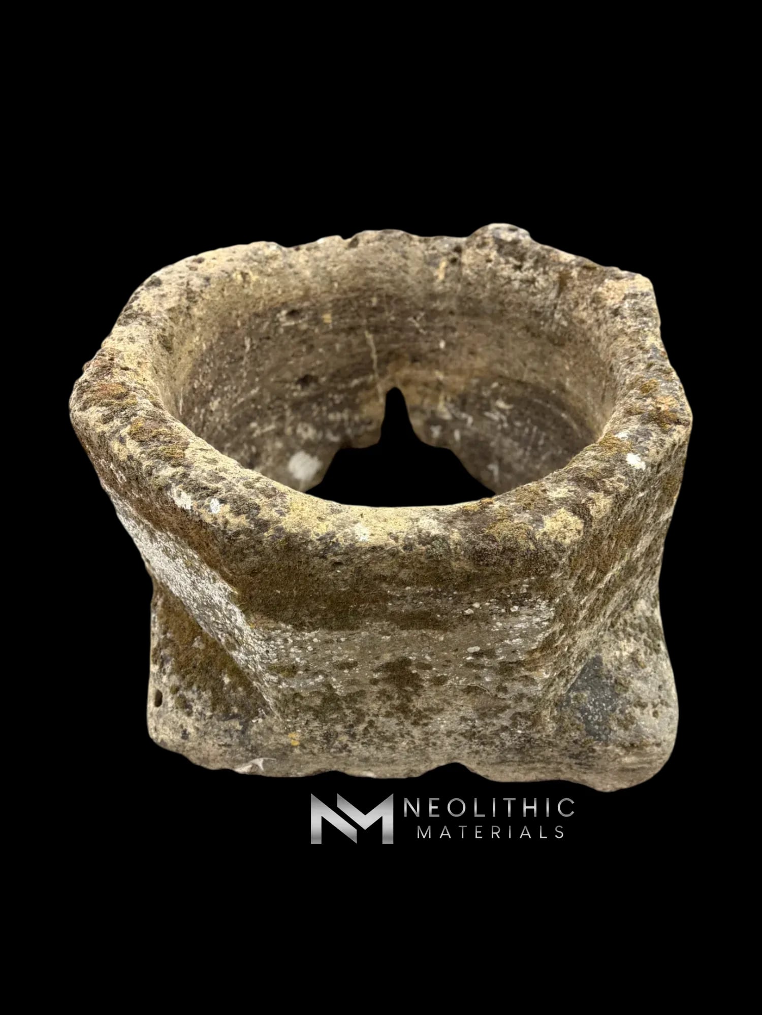 French Antique 18th Century Wellhead - Image 3