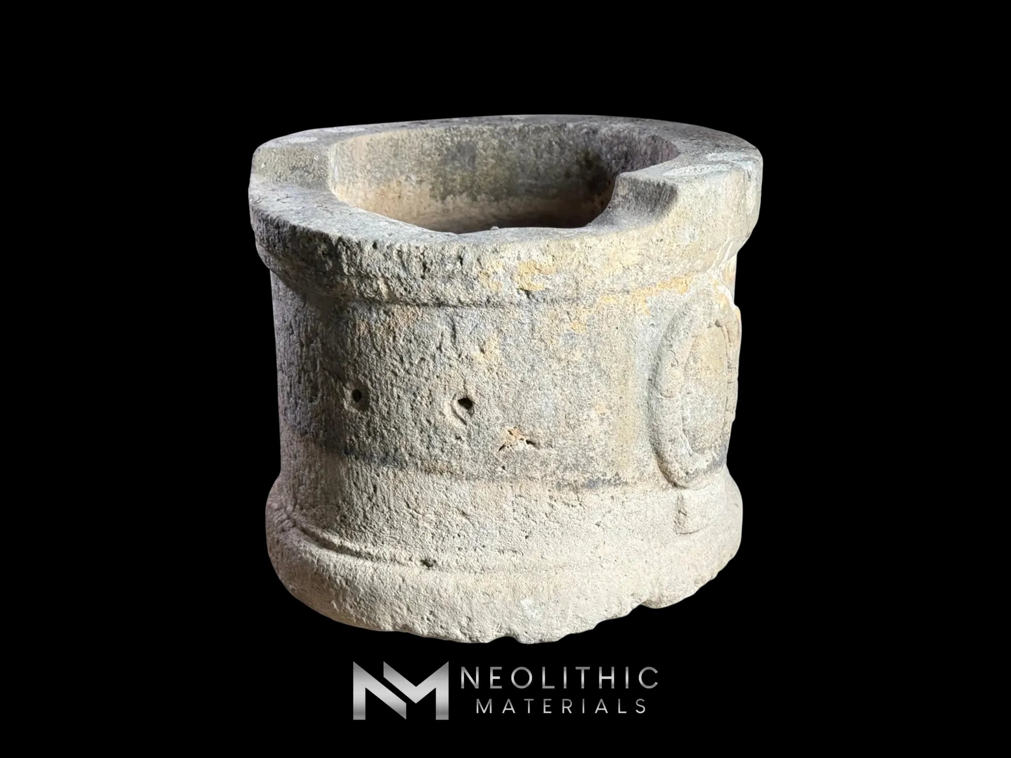 French Antique 18th Century Limestone Well - Image 2