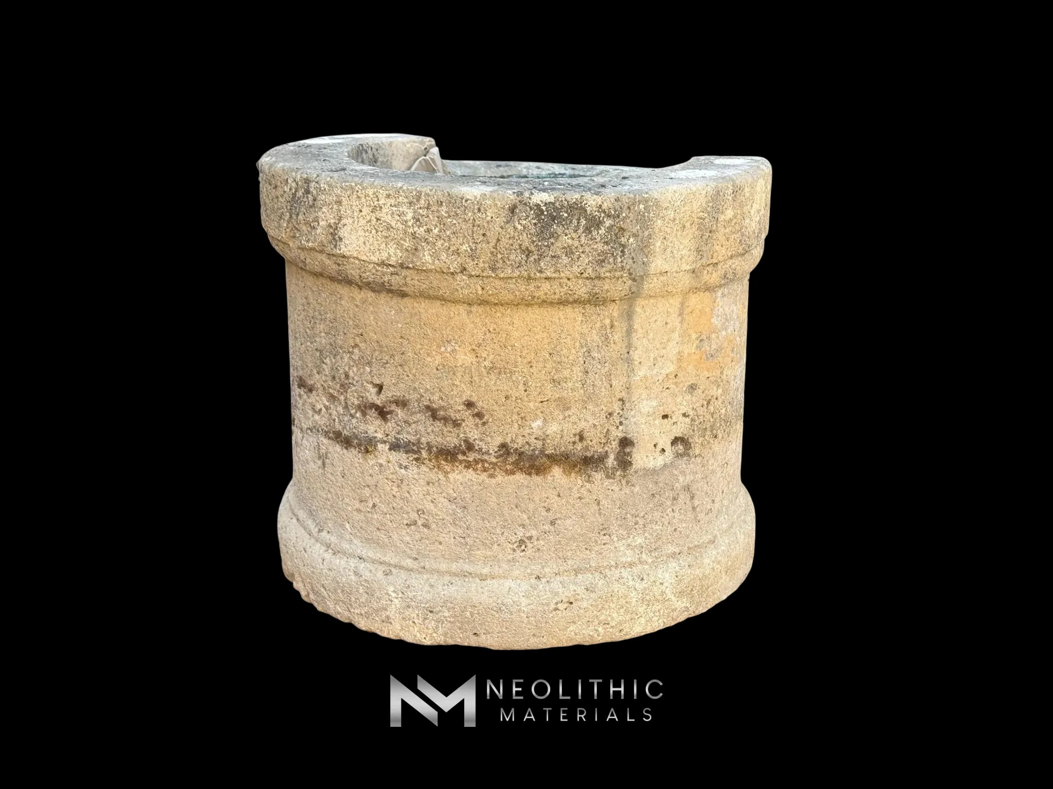 French Antique 18th Century Limestone Well - Image 6