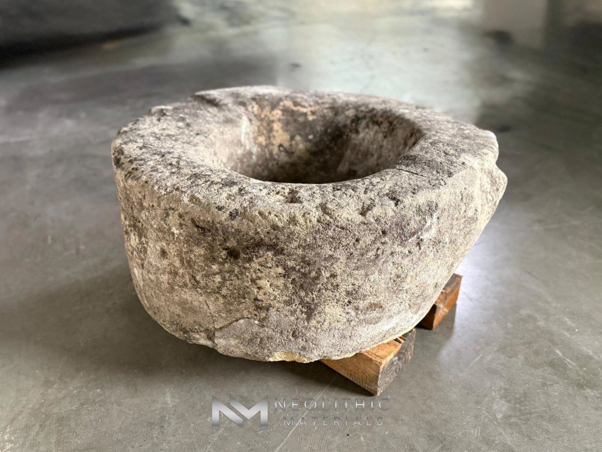 French Antique Limestone Wellhead - Image 3