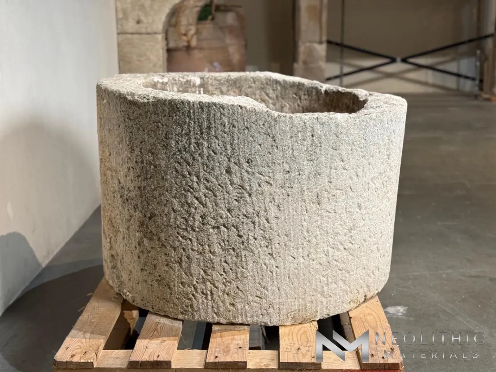 French Antique 19th Century Limestone Well - Image 4