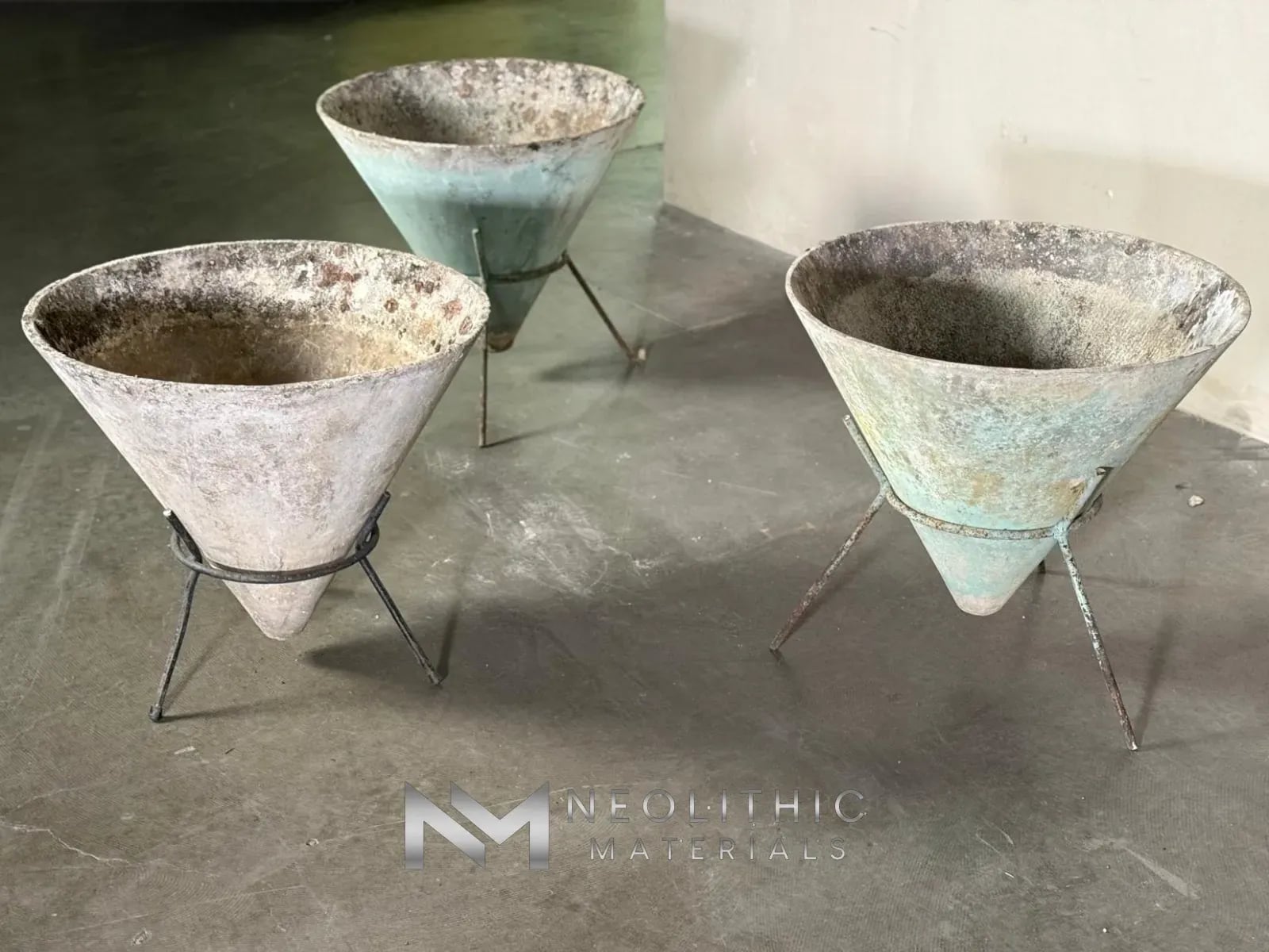 Willy Guhl Conical Planters - Image 3