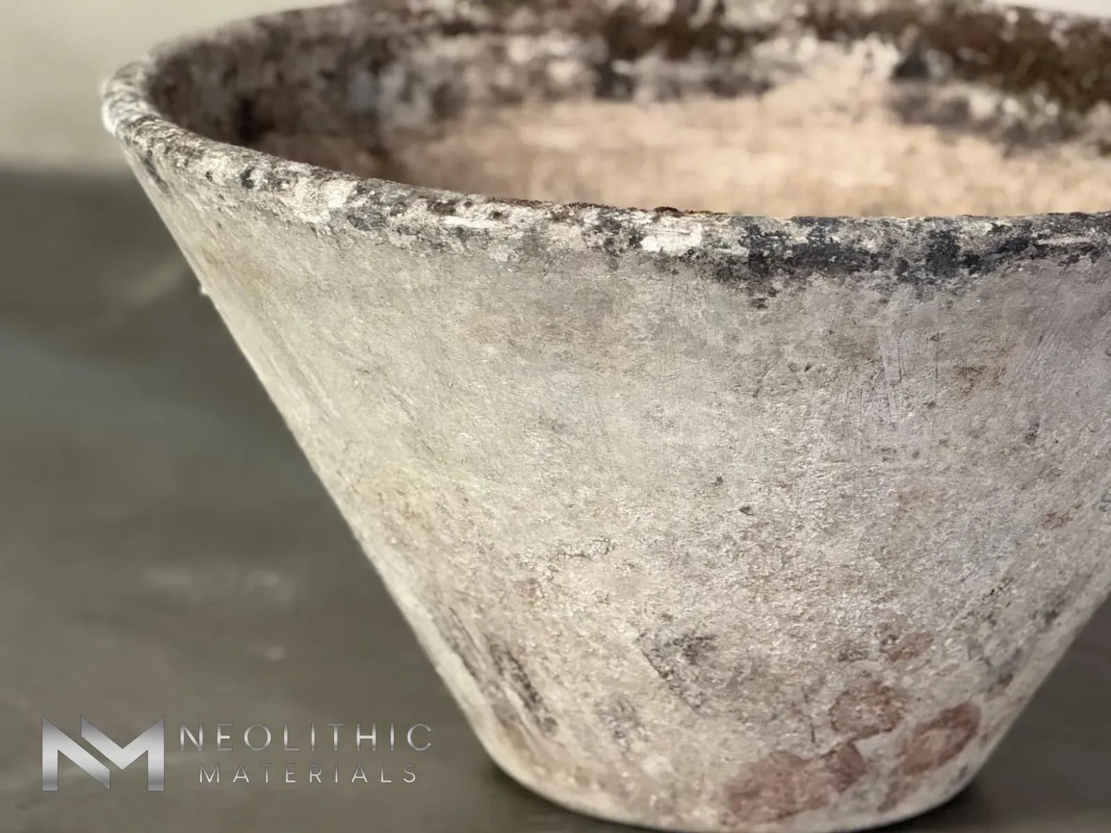Willy Guhl Conical Planter - Image 4