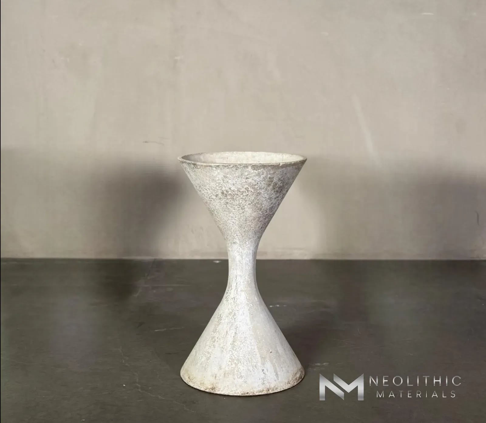 Swiss Willy Guhl Hourglass Diablo Planters - Image 3