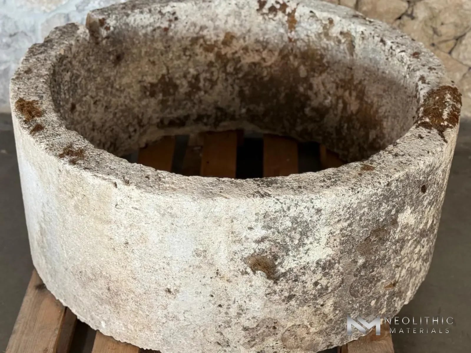 French Antique Limestone Wellhead - Image 3