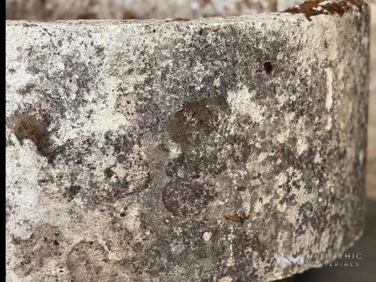 French Antique Limestone Wellhead - Image 5