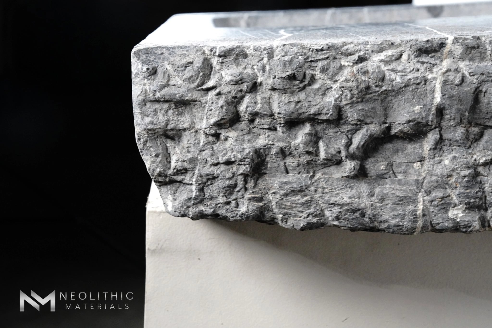 French Antique 18th Century Limestone Sink - Image 7