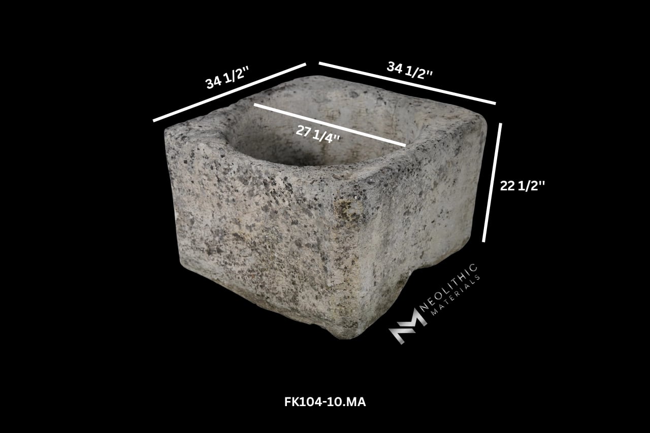 French Antique 19th Century Limestone Well - Image 2