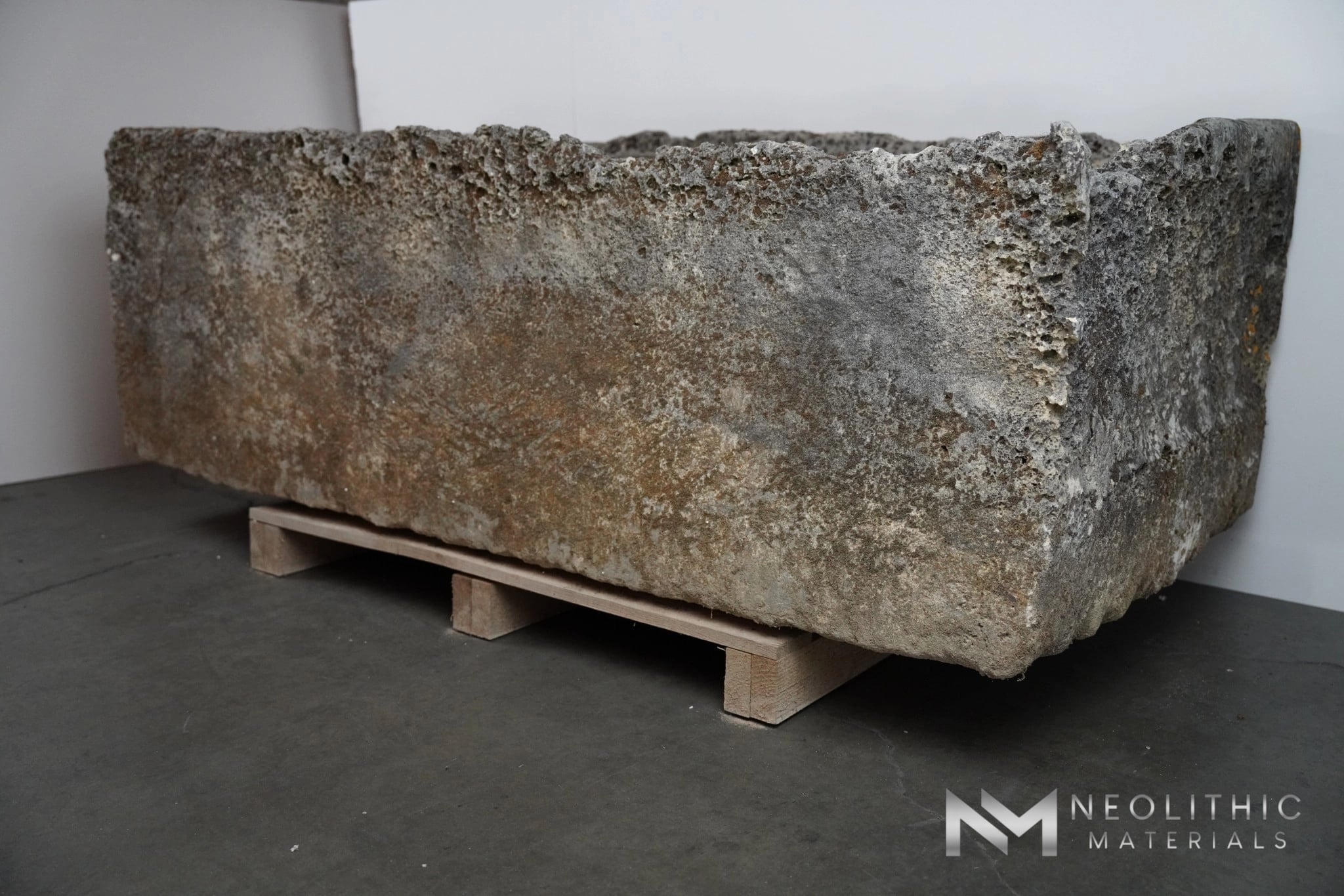 French Antique 19th Century Limestone Trough - Image 3