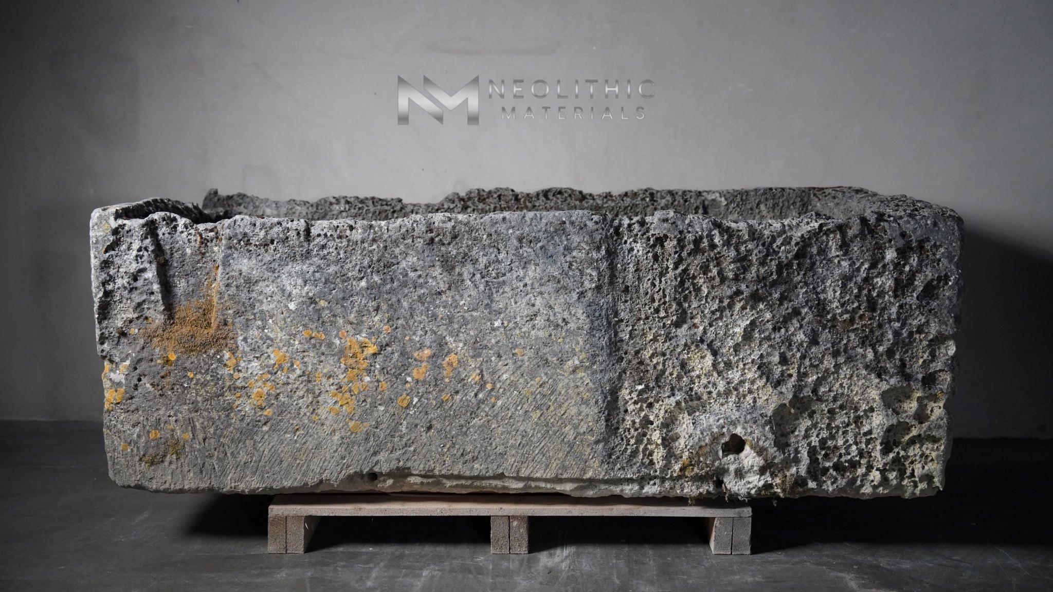 French Antique 19th Century Limestone Trough - Image 5