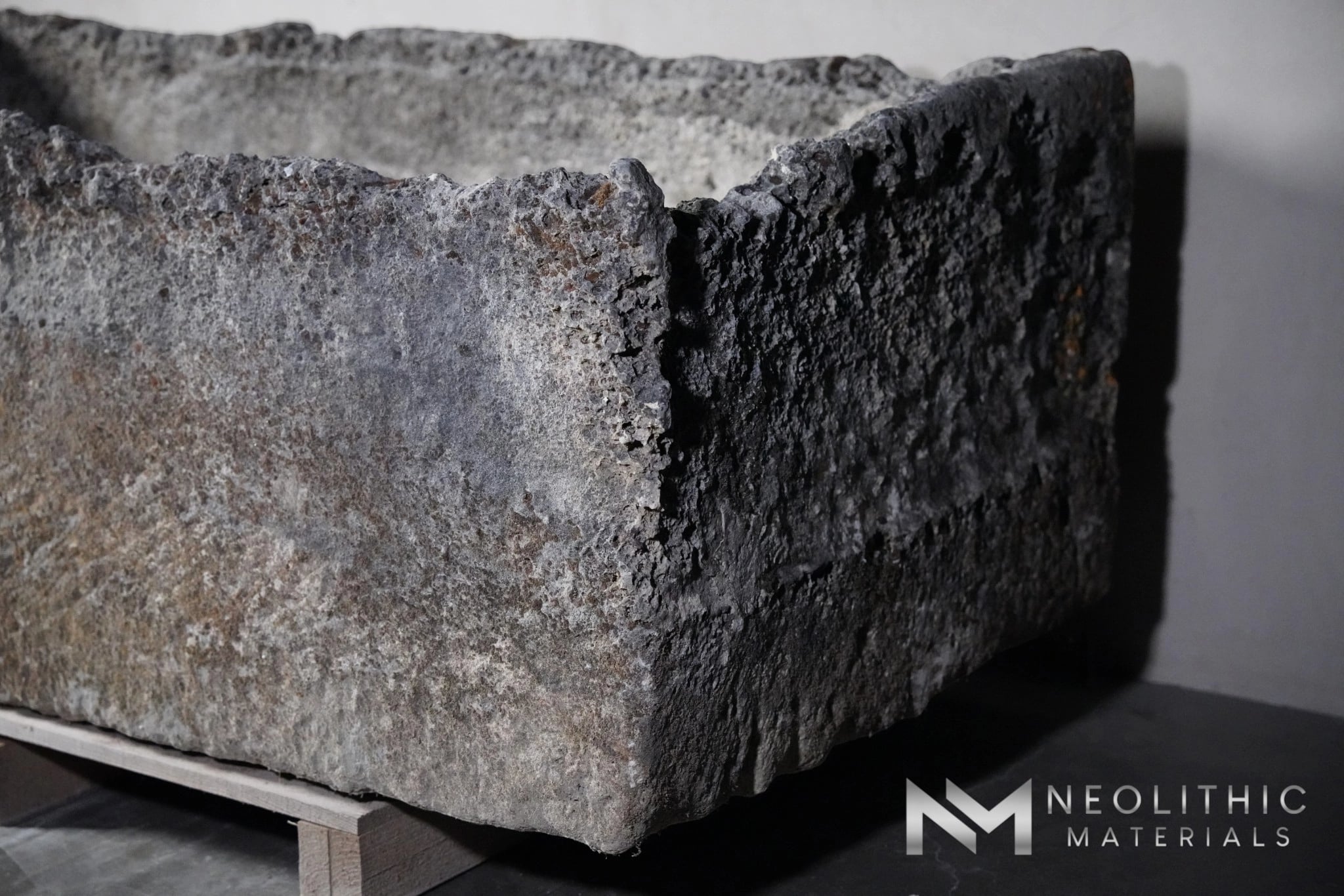 French Antique 19th Century Limestone Trough - Image 7