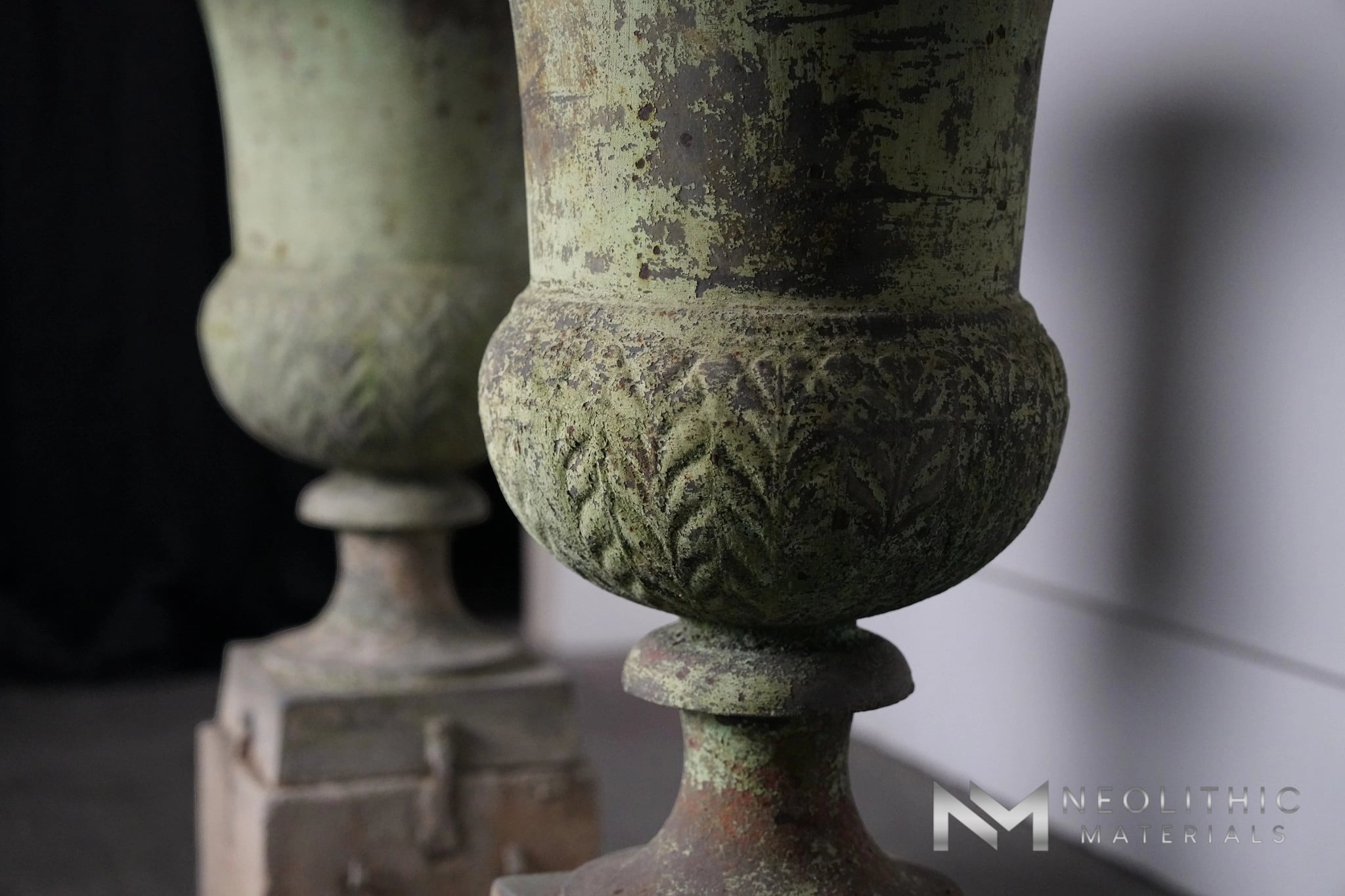 French Antique 18th Century Iron Vase with Marble Base - Image 5