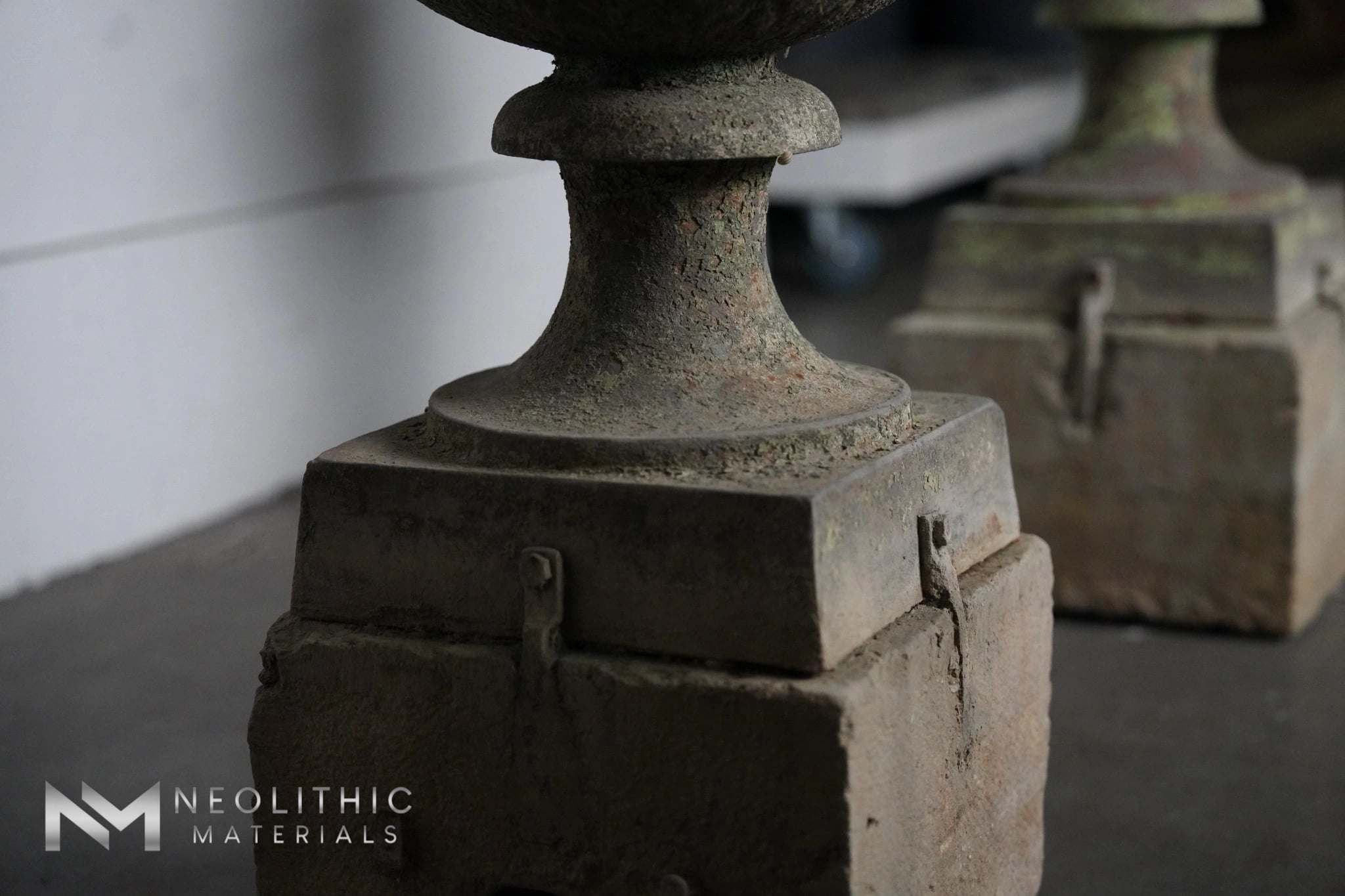 French Antique 18th Century Iron Vase with Marble Base - Image 6