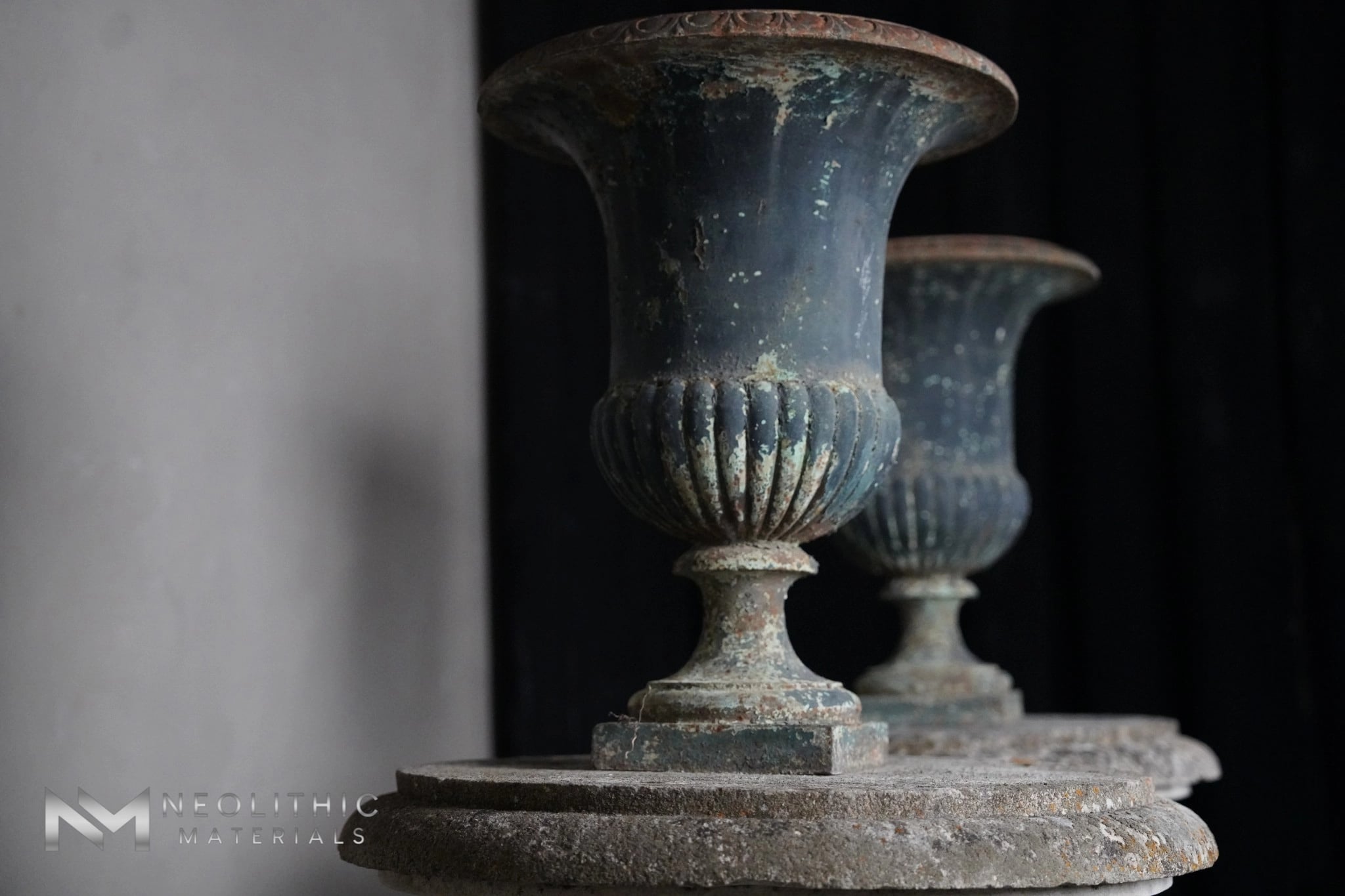 French Antique Iron Vase with Green  Patina - Image 3