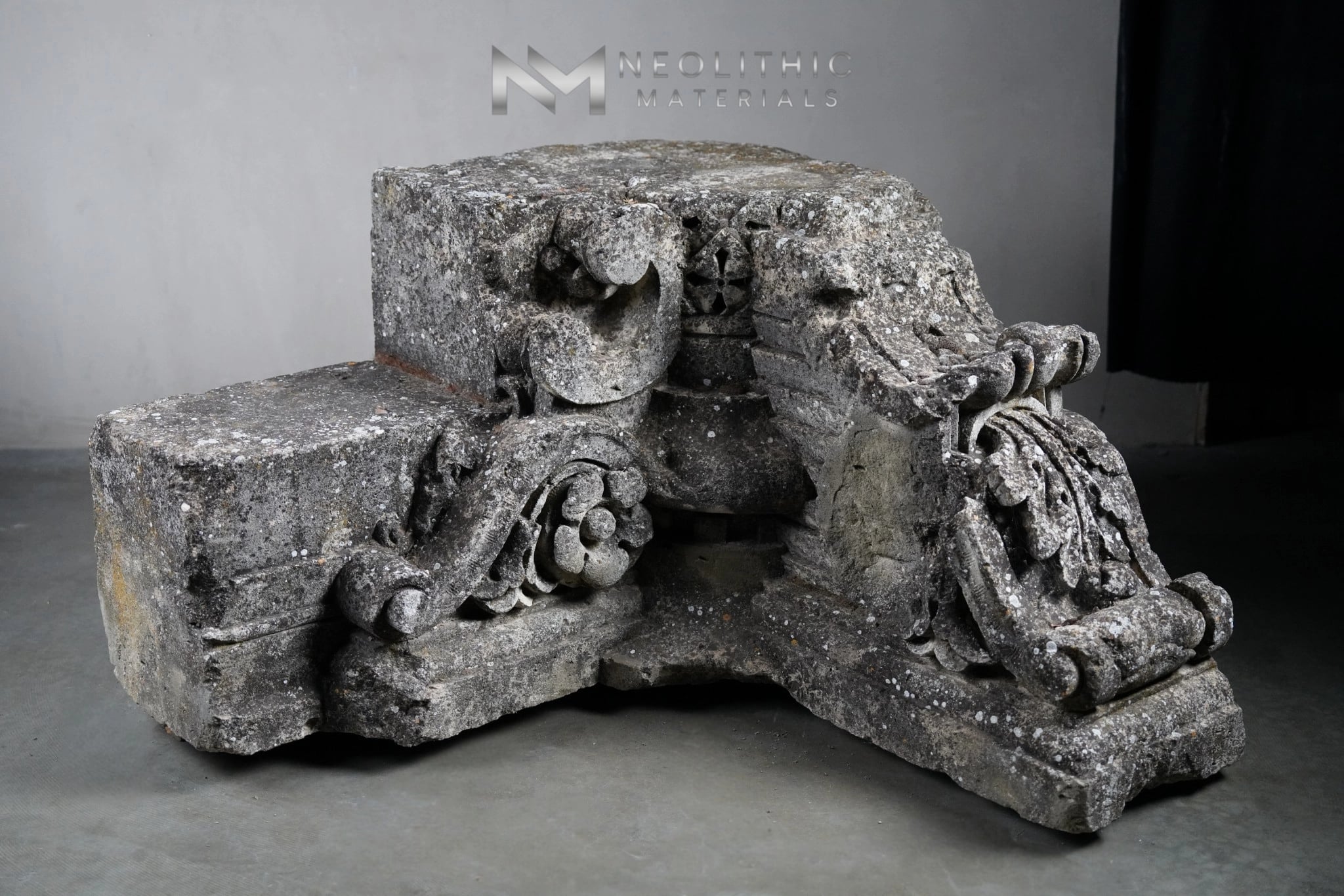 French Antique 18th Century Giant Corbles - Image 11