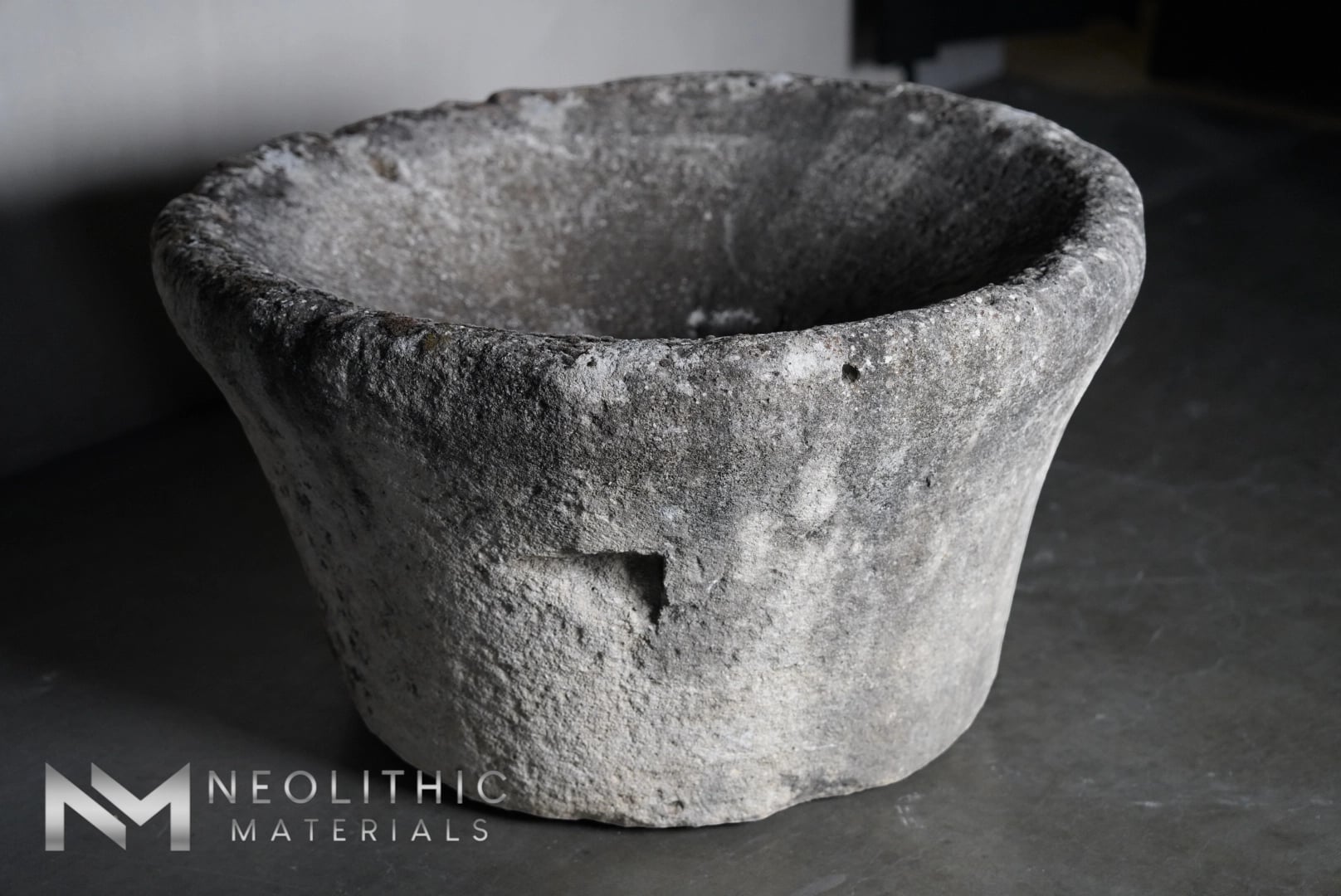 French Antique Round Limestone Wellhead - Image 6