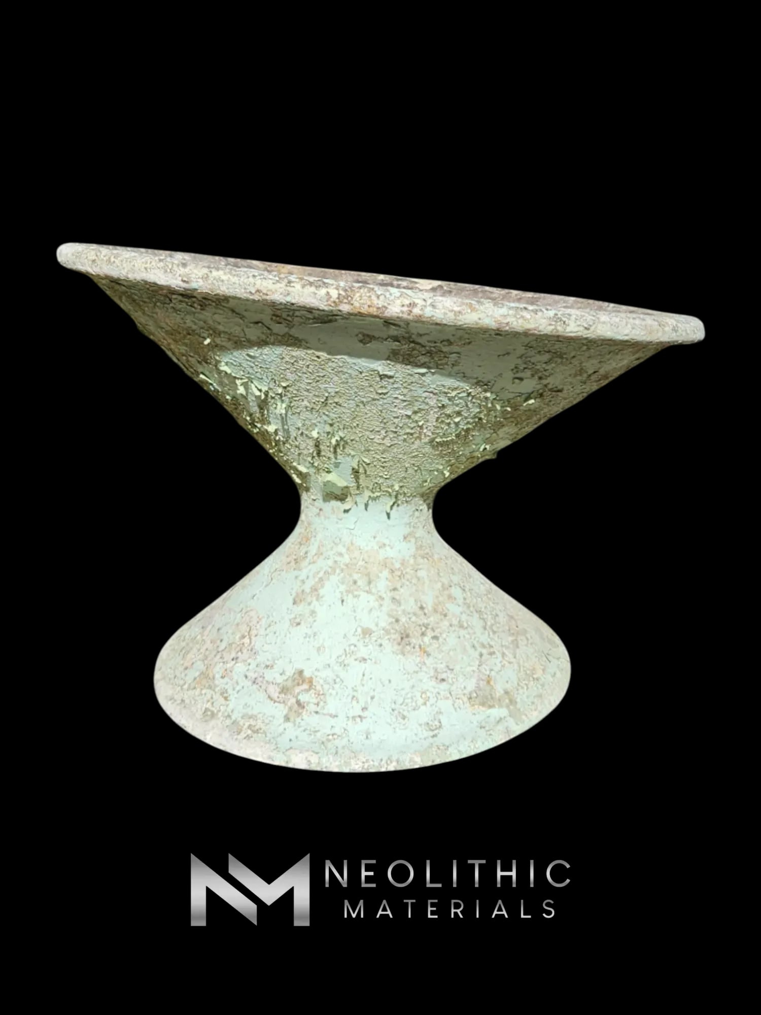 Willy Guhl Tilted Planter - Image 3