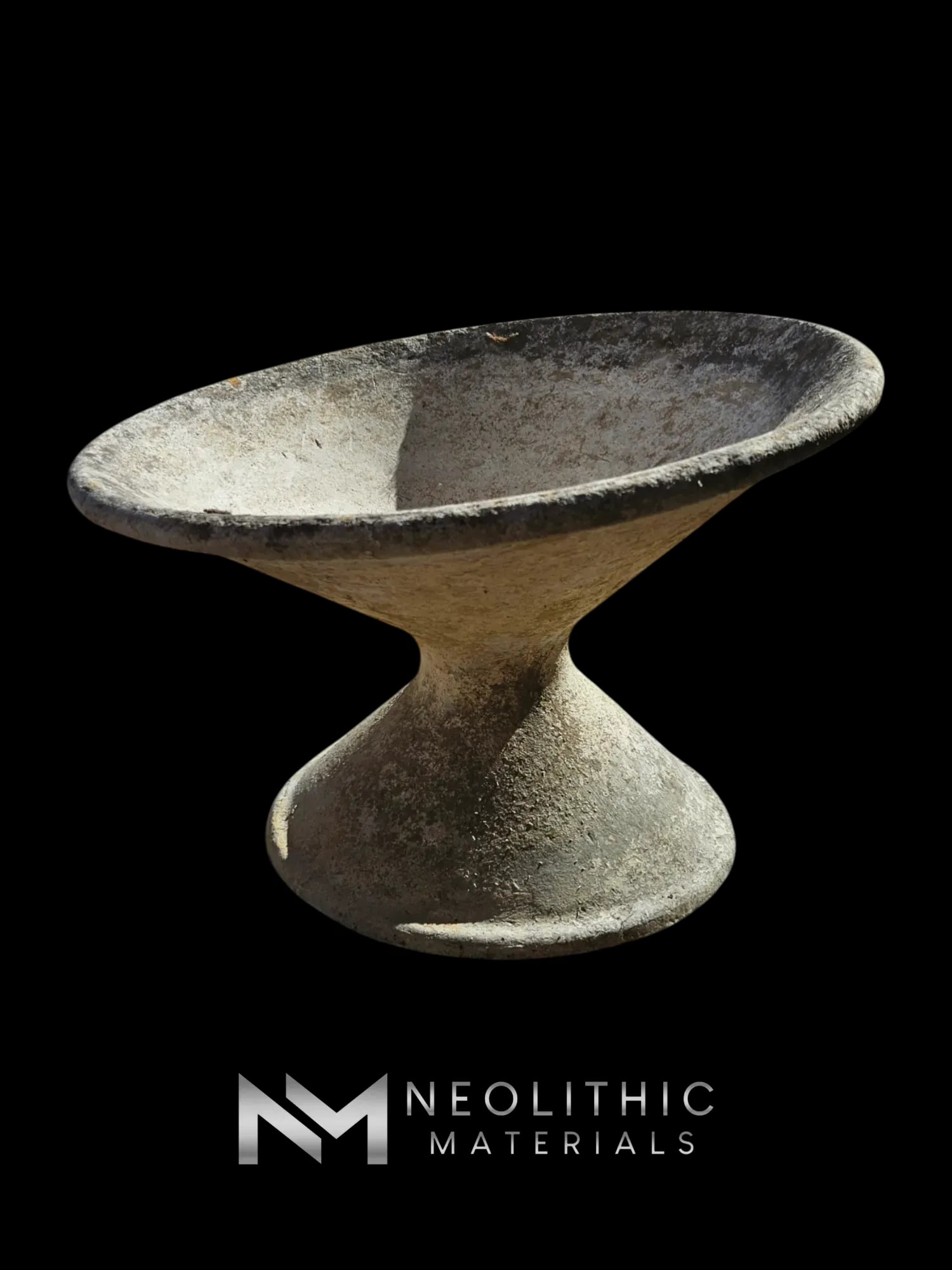 Willy Guhl Tilted Planter - Image 2