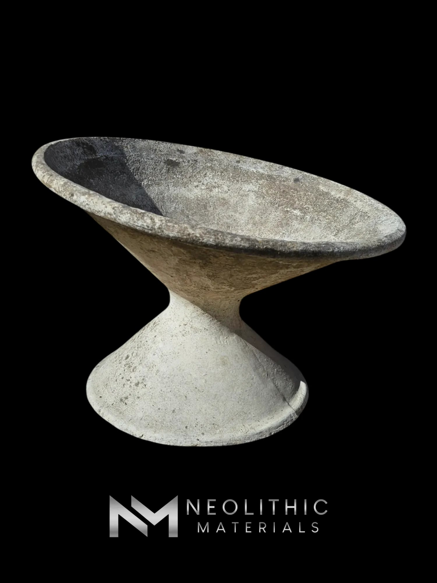 Willy Guhl Tilted Planter - Image 1