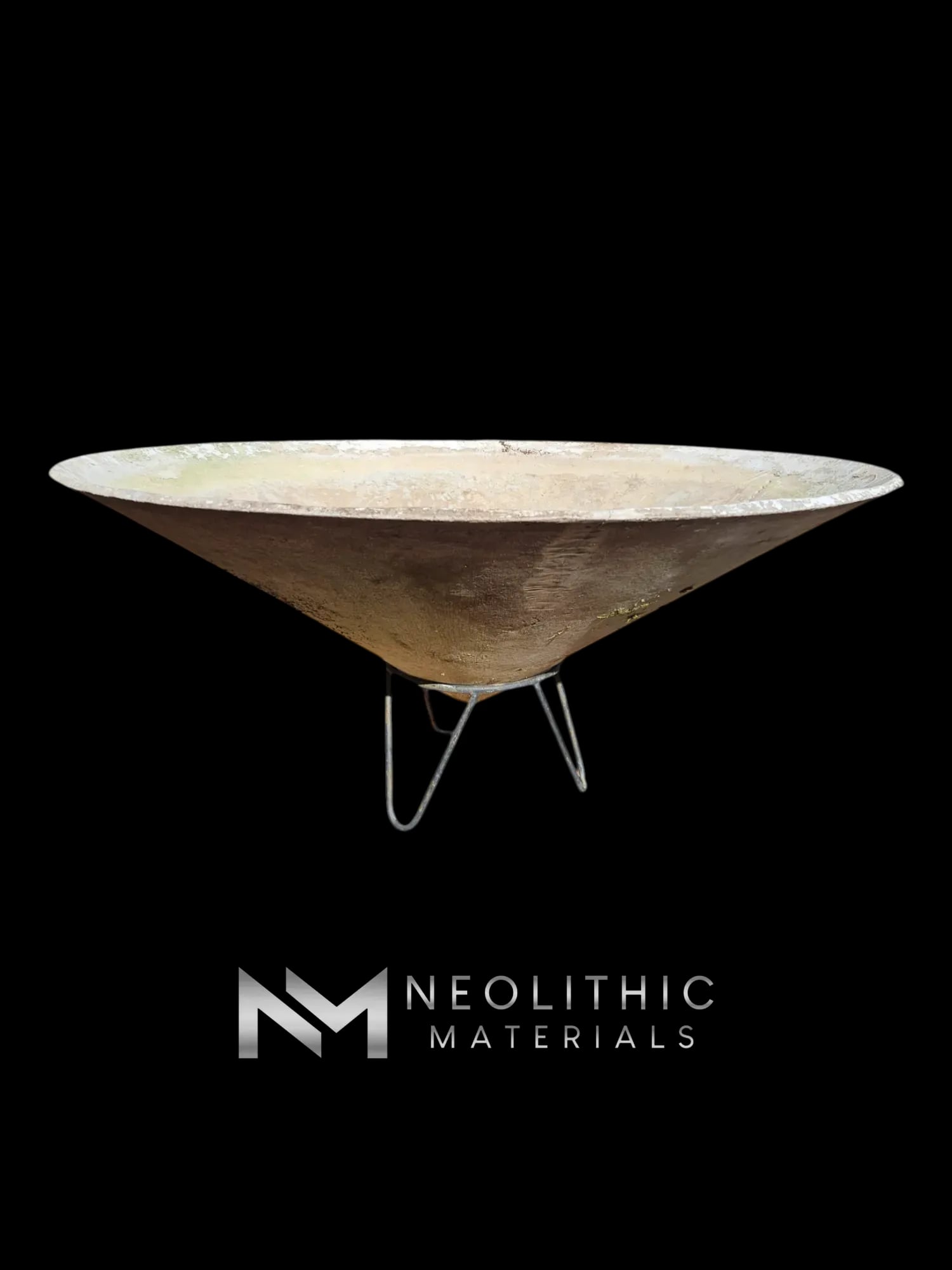Willy Guhl Cone Planter - Image 1