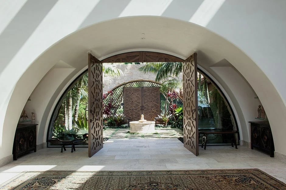 Luxury Stone Installation - Corona Del Mar