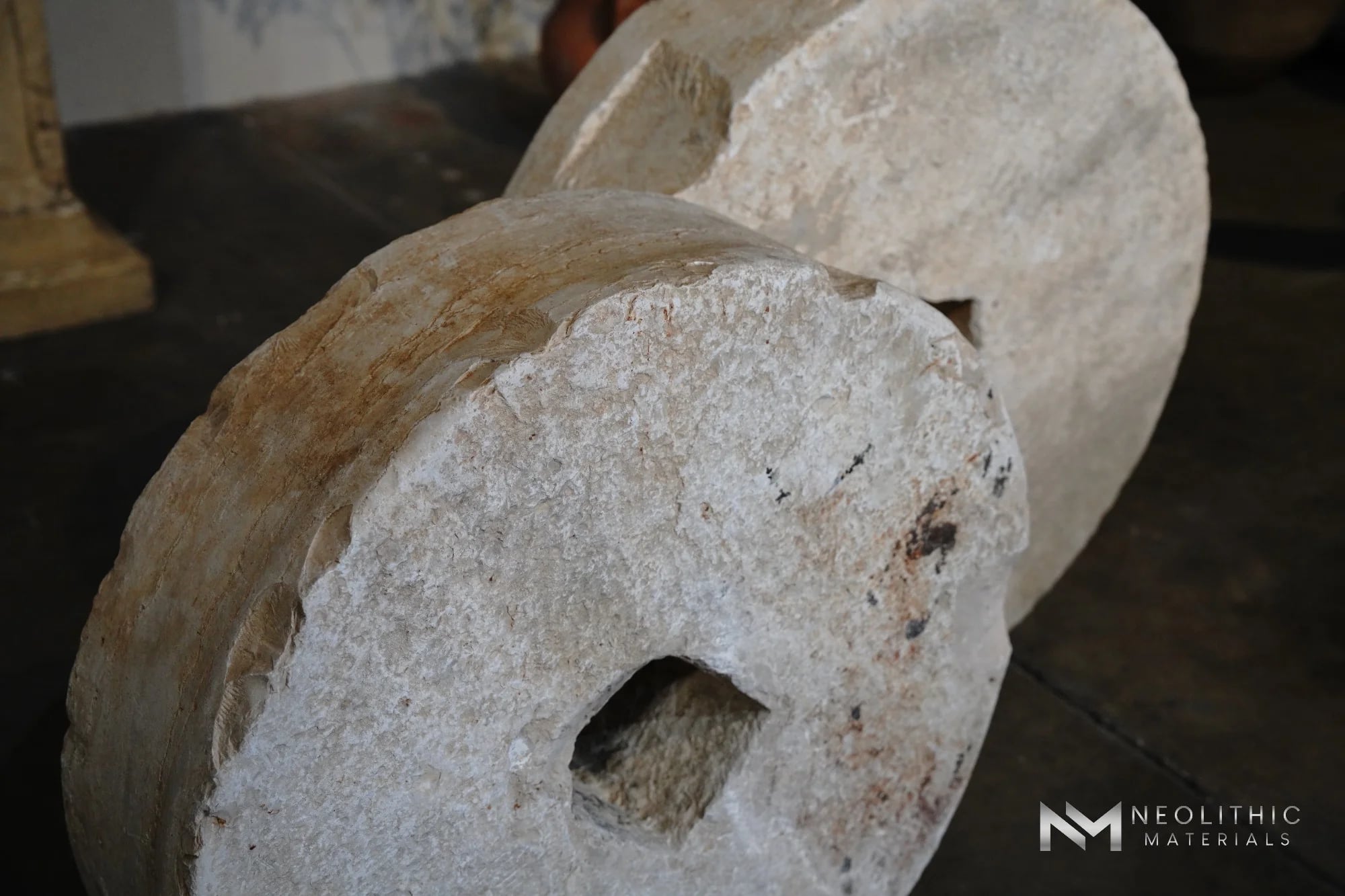 Antique Stone Mill thumbnail 13