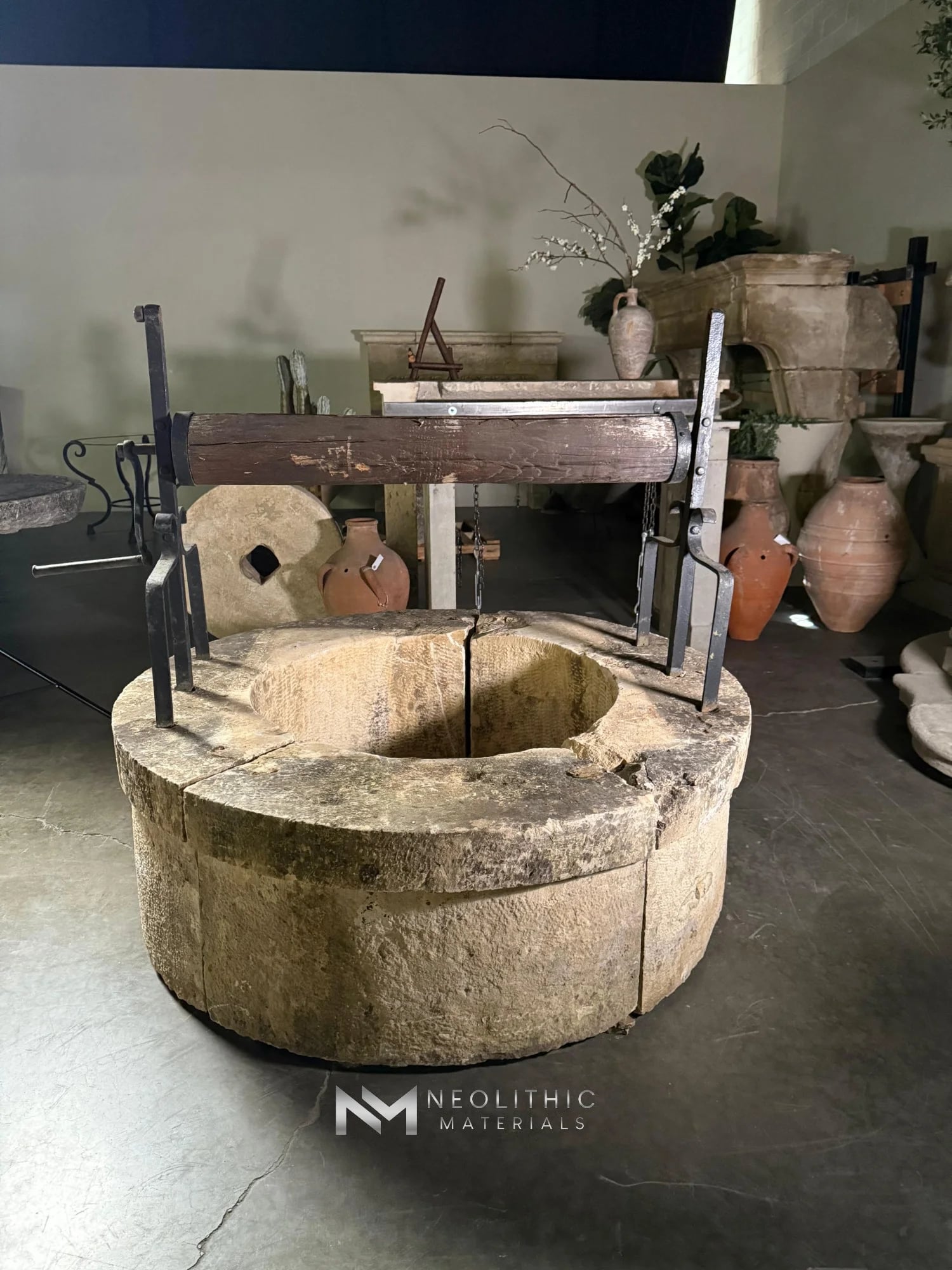 French Antique Limestone Well thumbnail 4